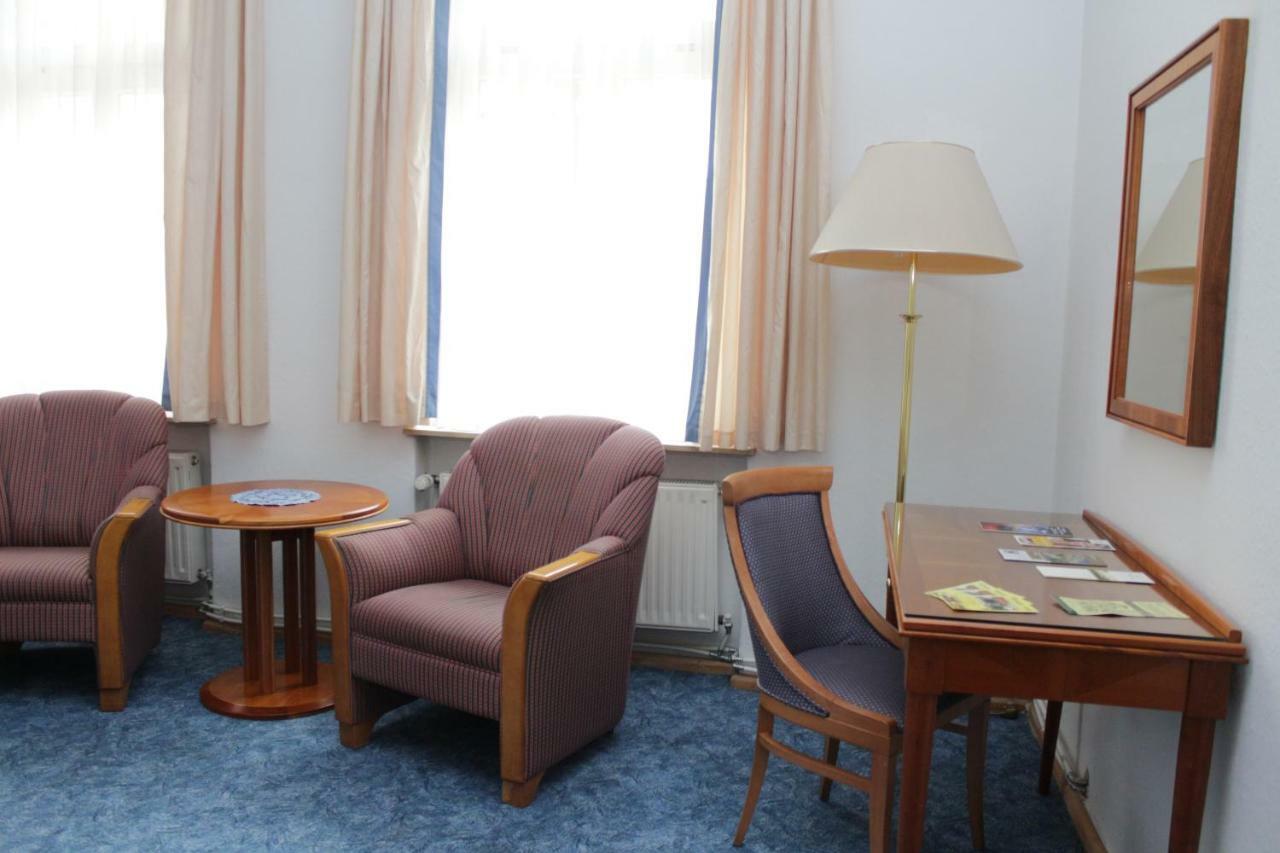 Weinkeller Woelk Hotel เนาม์บวร์ก ภายนอก รูปภาพ