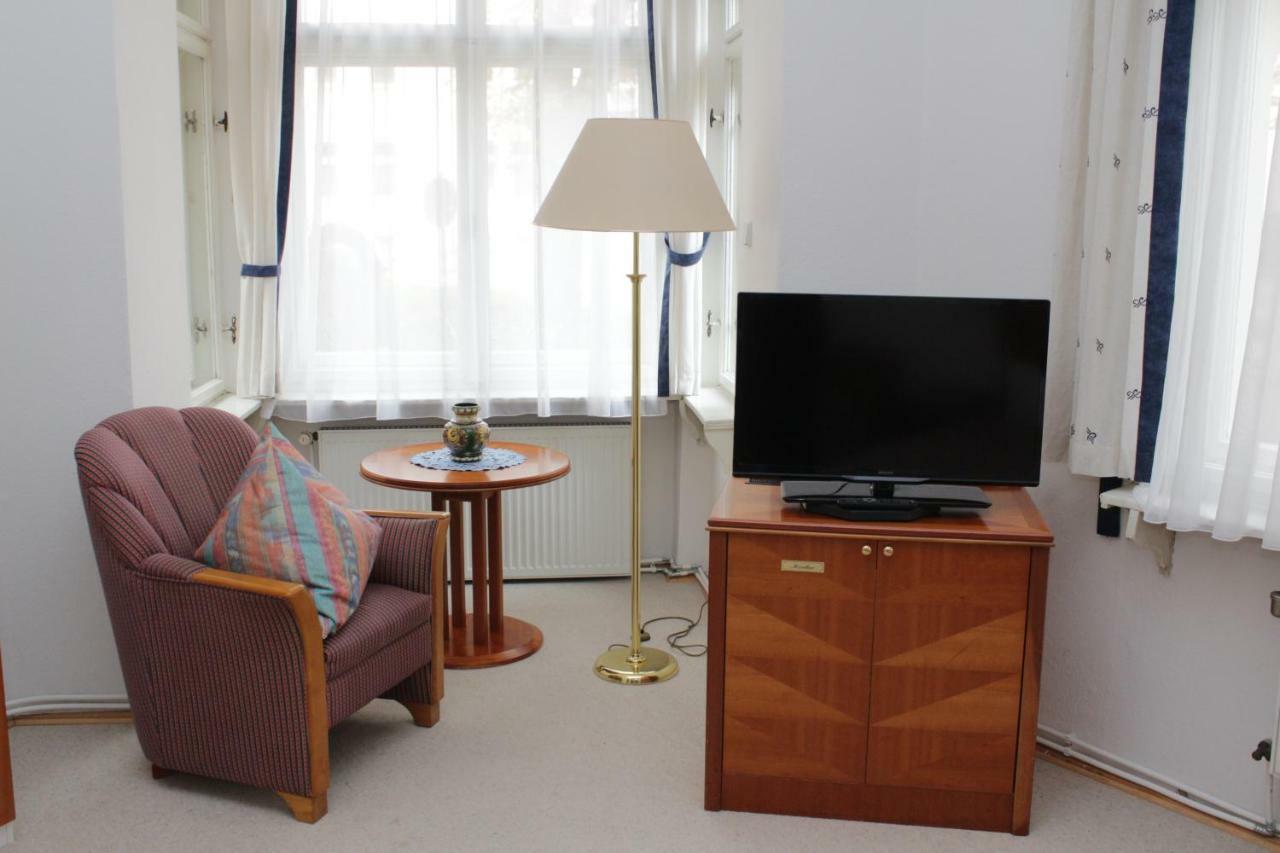 Weinkeller Woelk Hotel เนาม์บวร์ก ภายนอก รูปภาพ