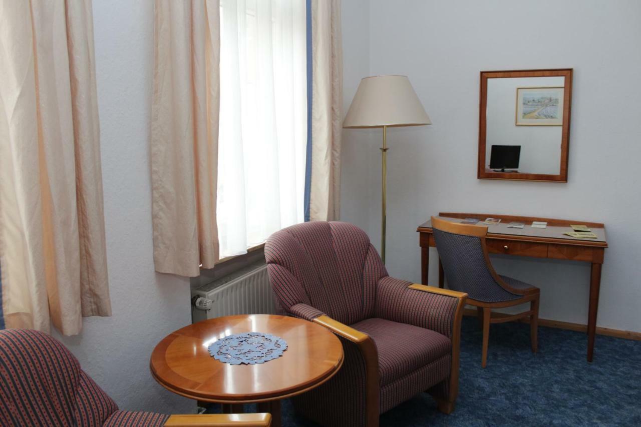 Weinkeller Woelk Hotel เนาม์บวร์ก ภายนอก รูปภาพ