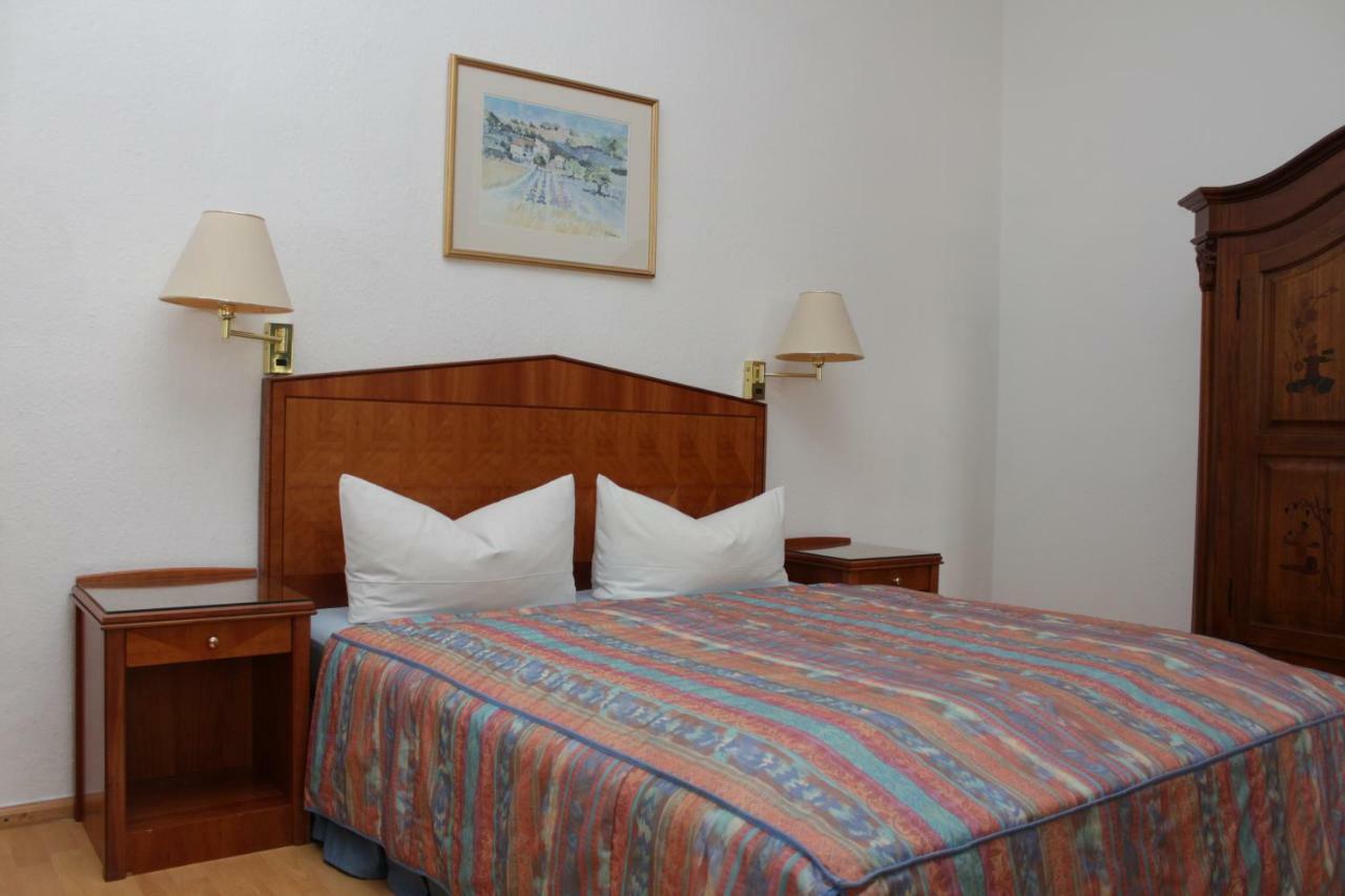 Weinkeller Woelk Hotel เนาม์บวร์ก ภายนอก รูปภาพ
